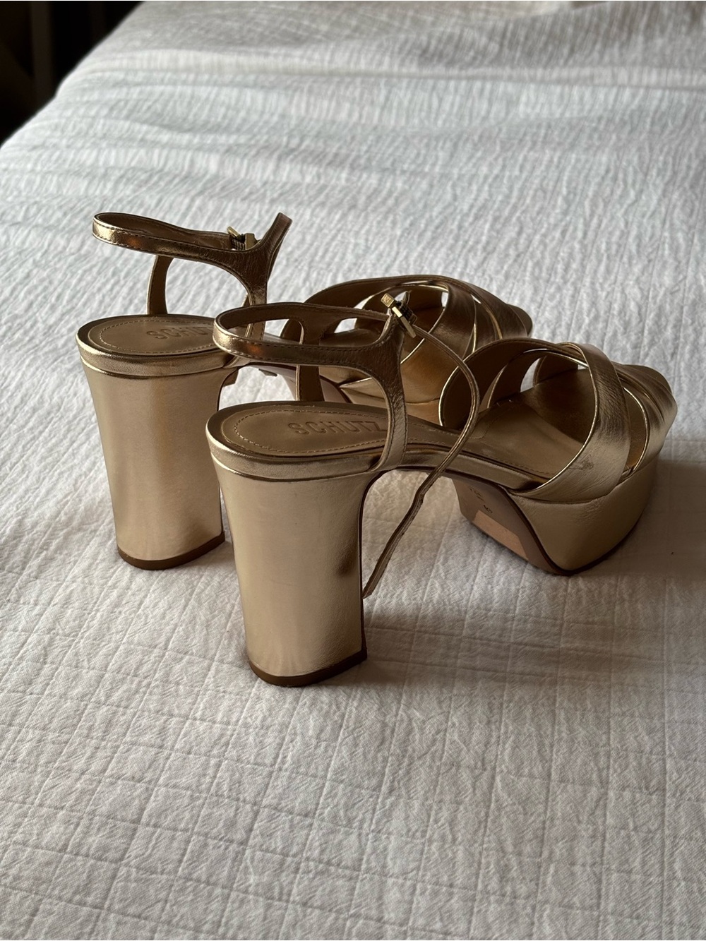 SCHUTZ Keefa Sandal in Gold - Picture 7 of 7